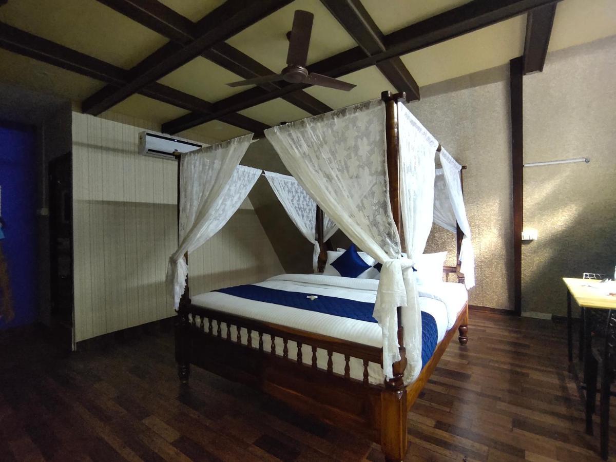 Pv Cottages - Serenity Beach Пондичерри Экстерьер фото