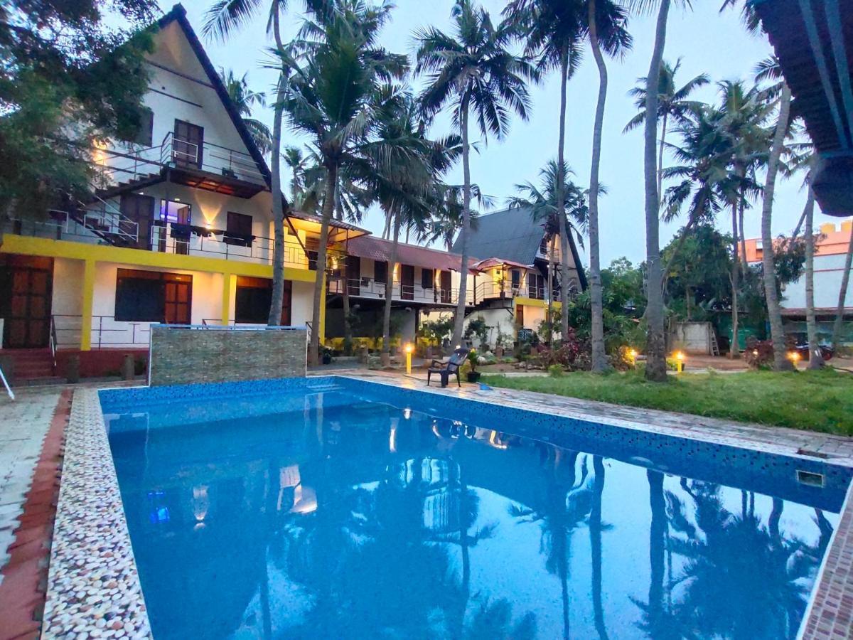 Pv Cottages - Serenity Beach Пондичерри Экстерьер фото