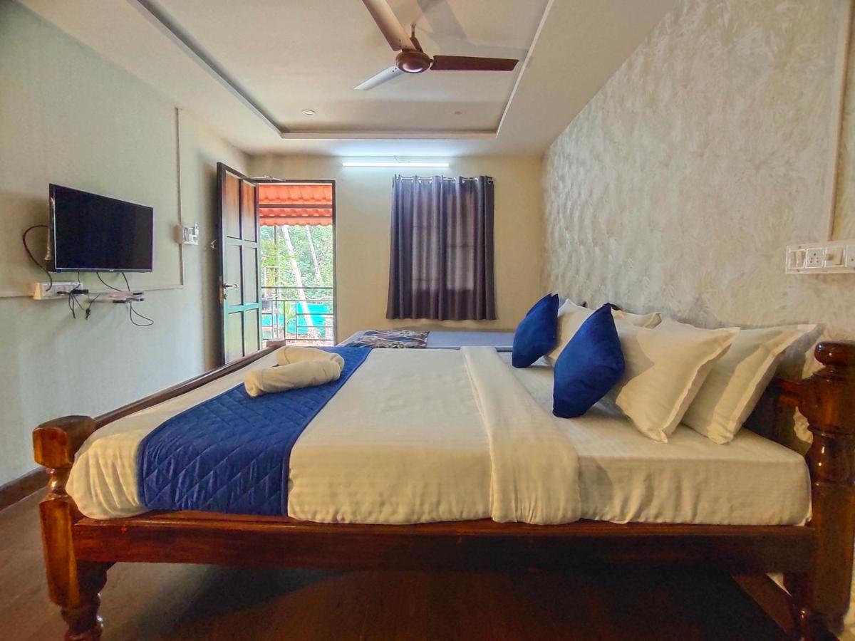Pv Cottages - Serenity Beach Пондичерри Экстерьер фото