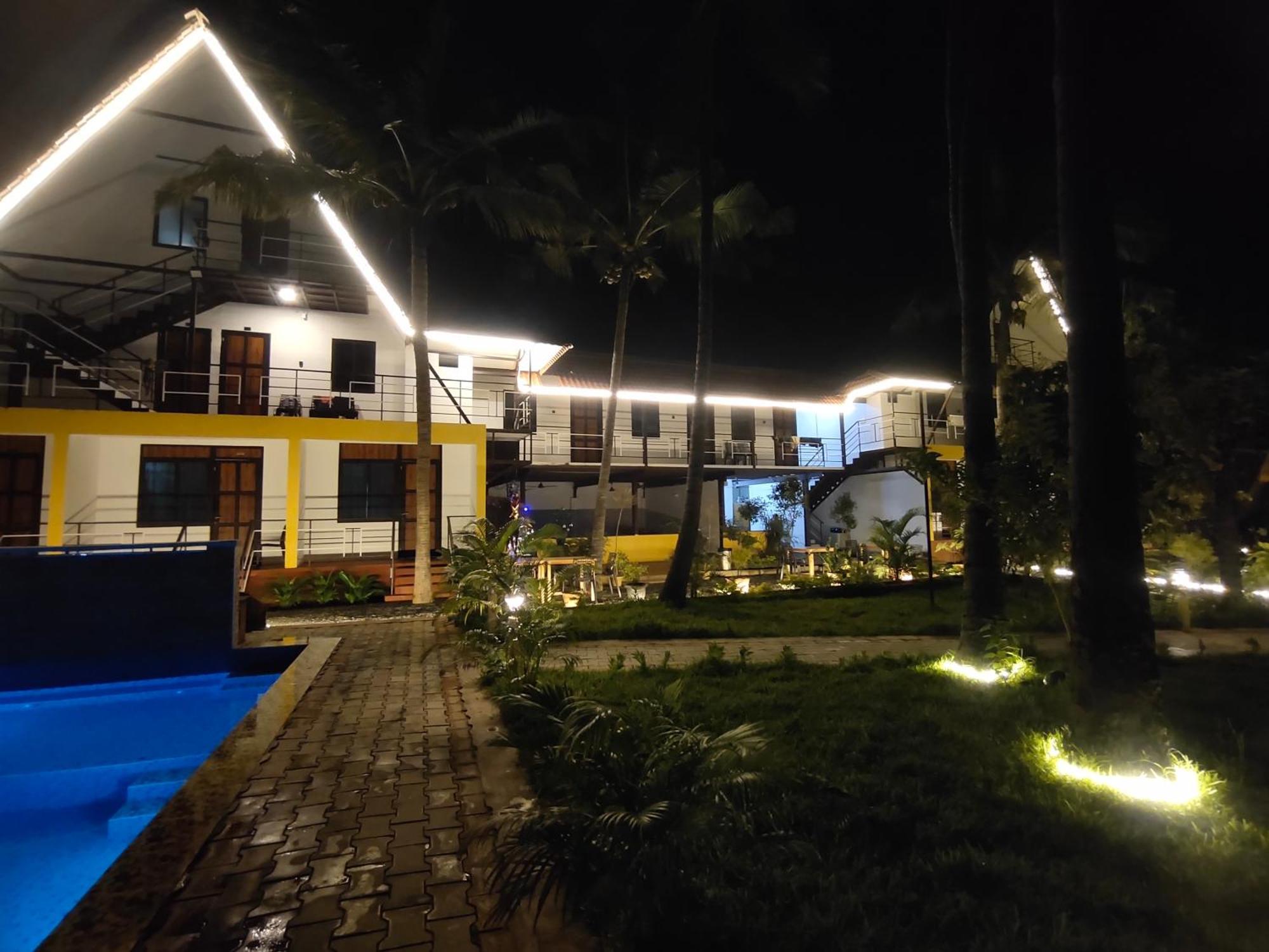 Pv Cottages - Serenity Beach Пондичерри Экстерьер фото