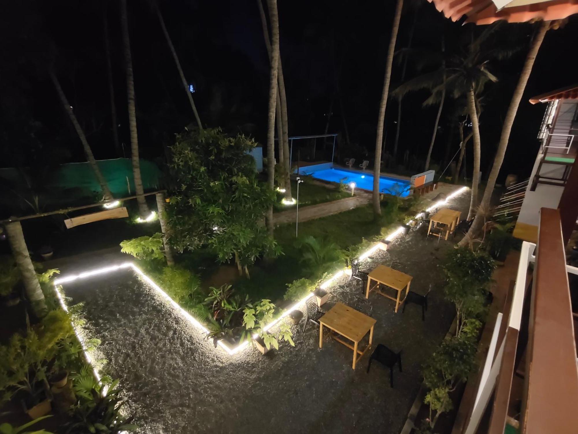 Pv Cottages - Serenity Beach Пондичерри Экстерьер фото
